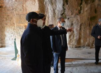 The Black Prince Hosts the French King